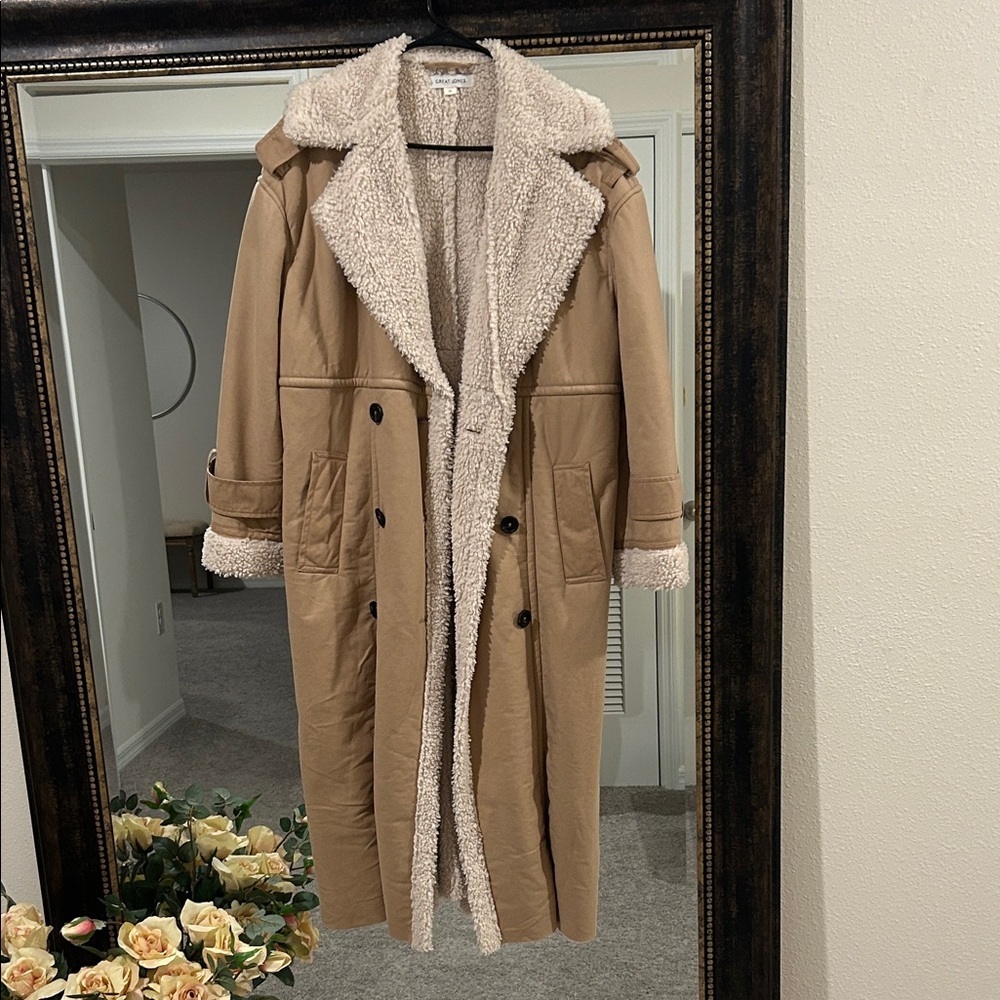 Great Jones - Lined Sherpa Coat - Picture 5 of 11
